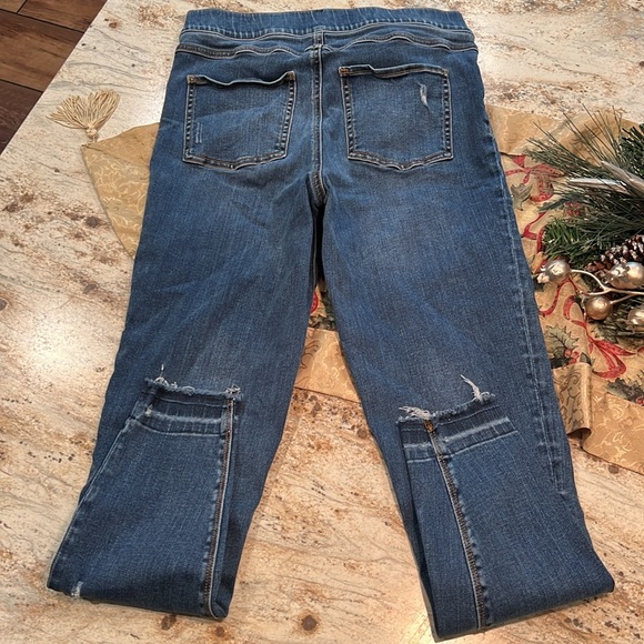 Spanx denim jeans. Size medium - Picture 2 of 5